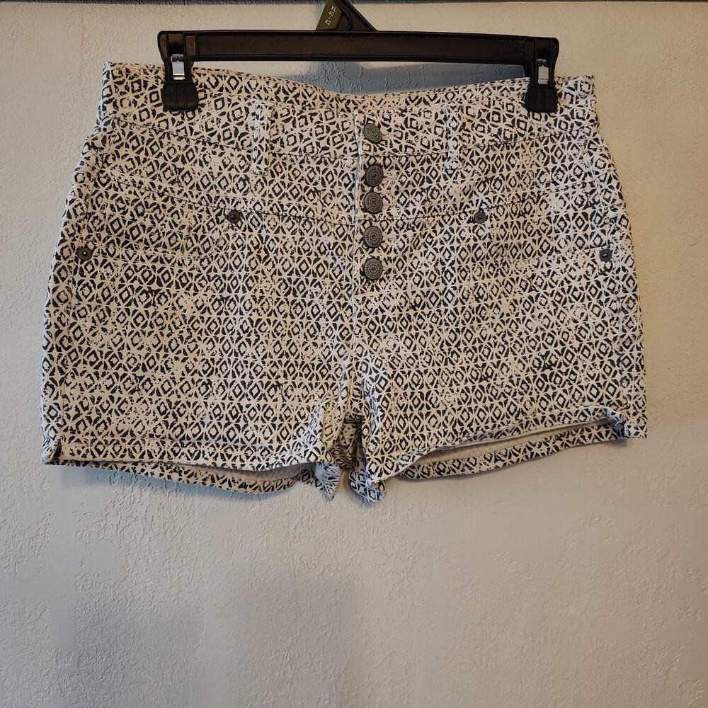 Aeropostale Printed High Rise Shorts Size 6 Boho Festival Y2K